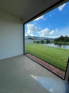 Lanai has lovely screens with uninterrupted views.