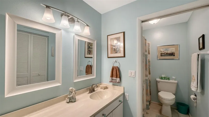 Main bathroom