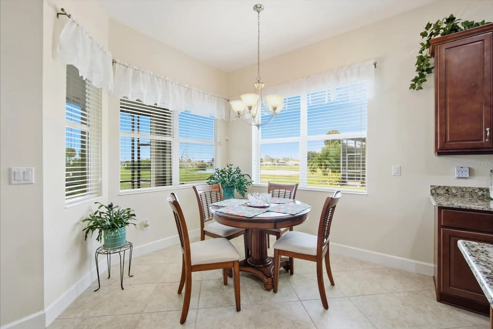 Eating area in kitchen