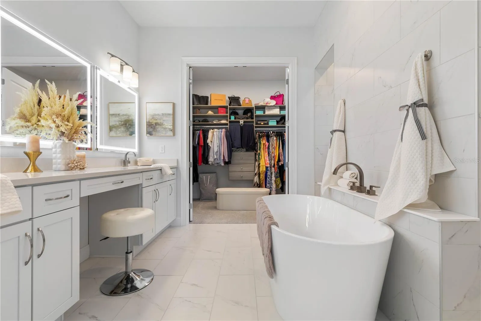 Large vanity with make-up area