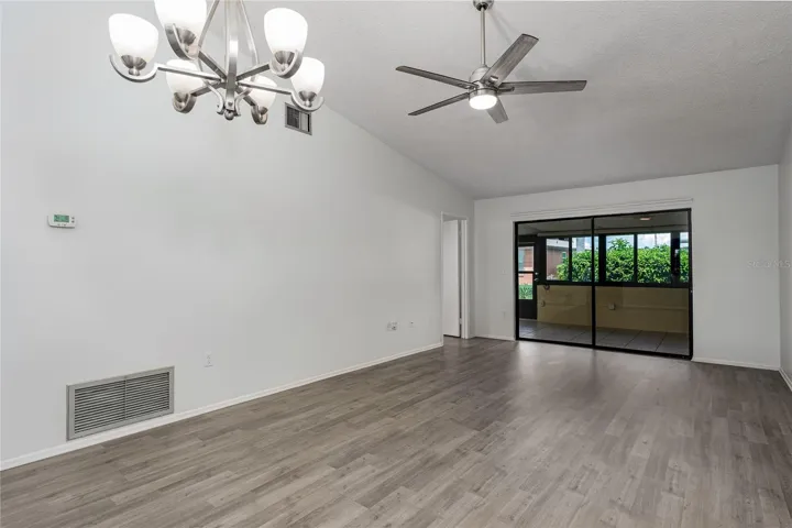 Living Room - Dinning