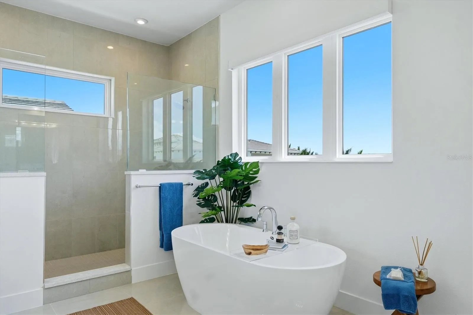 soaking tub - RELAX!