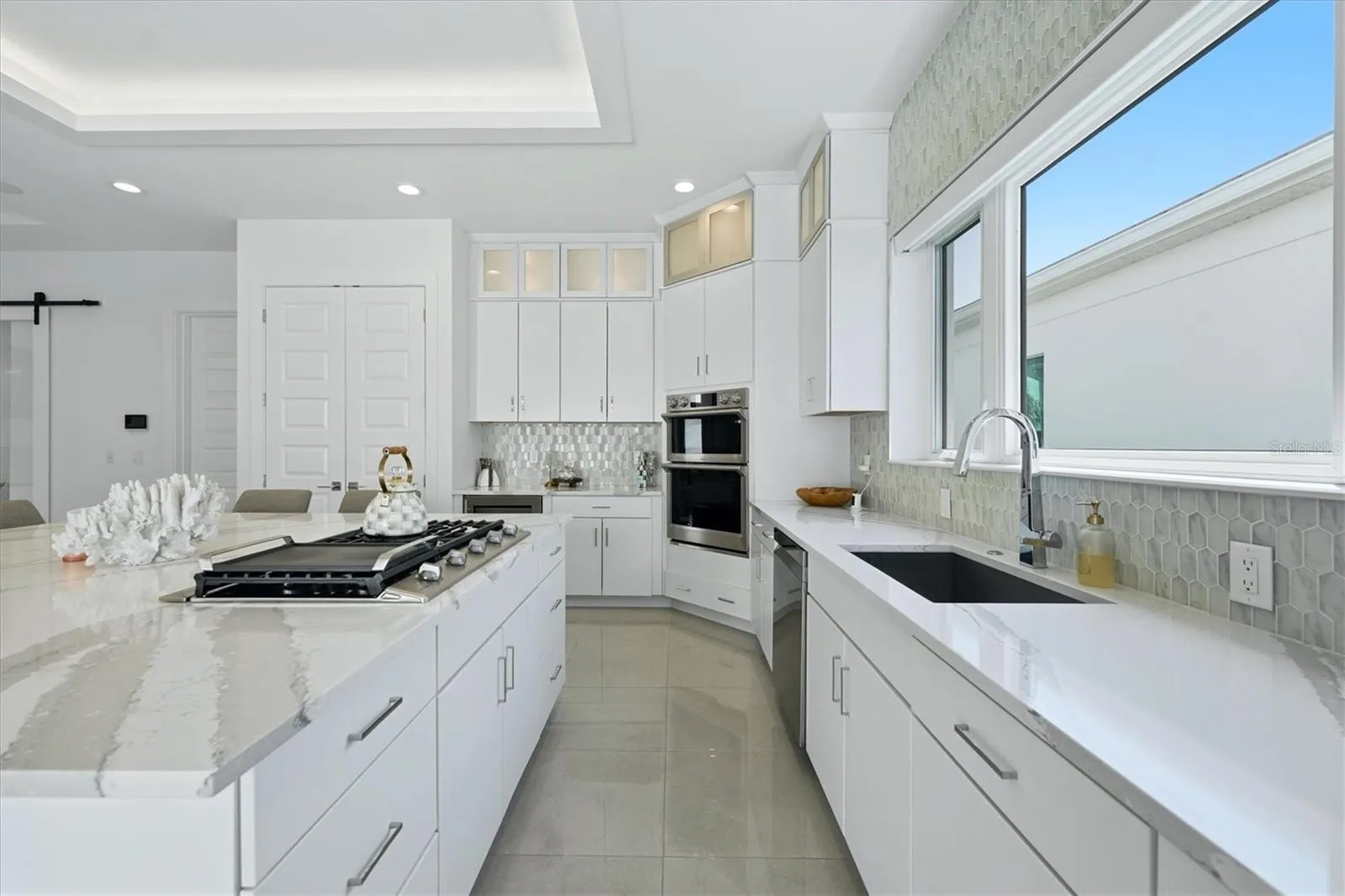 gas cooking, stainless steel appliances