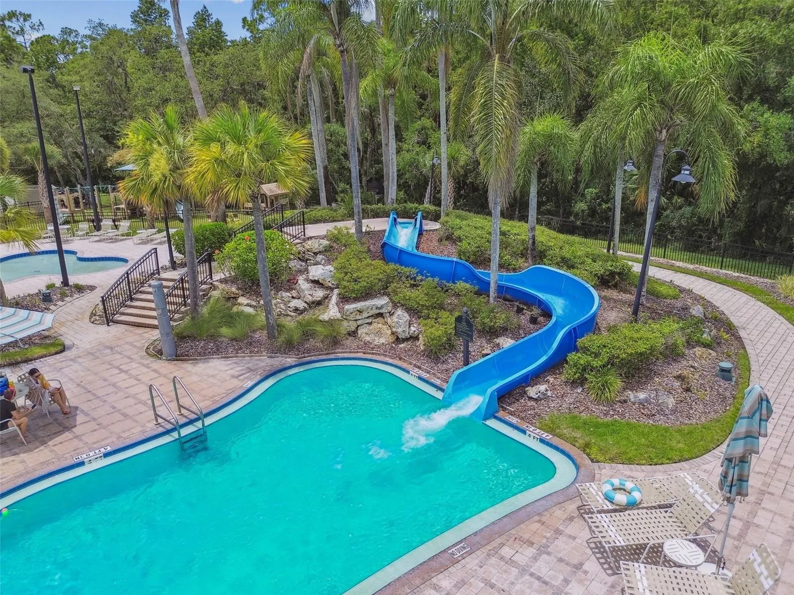 Community pool