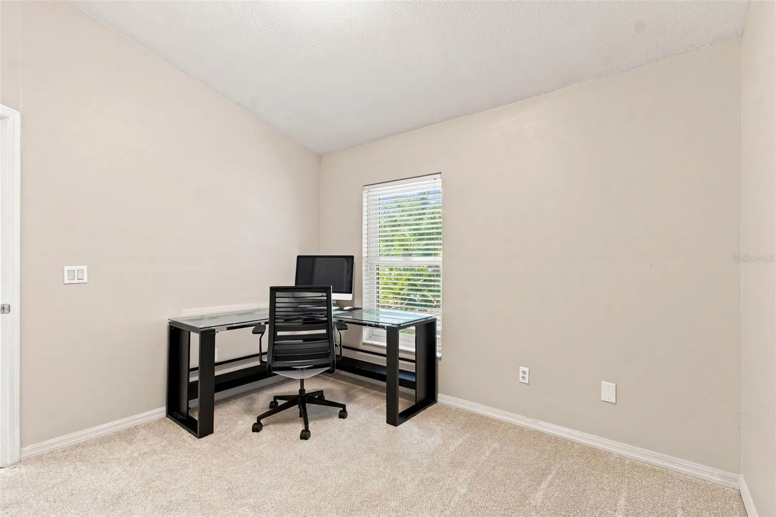 4th bedroom (right side of home)