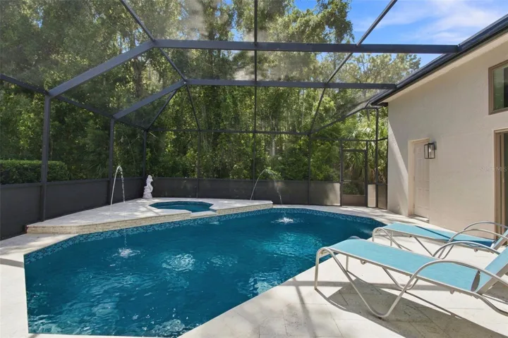 Heated, Salt water pool &amp; Spa