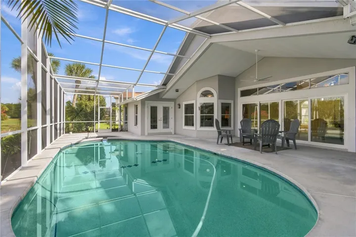 Pool - Lanai
