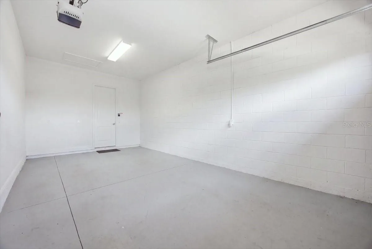 1.5 Garage