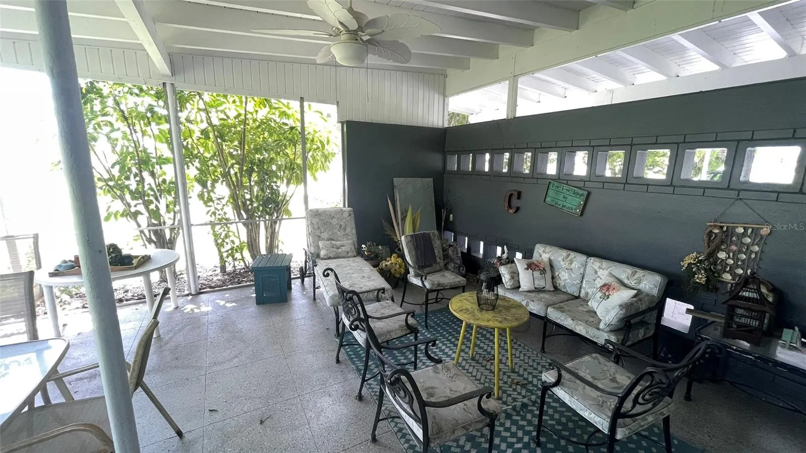 Covered &amp; Screened-in Lanai