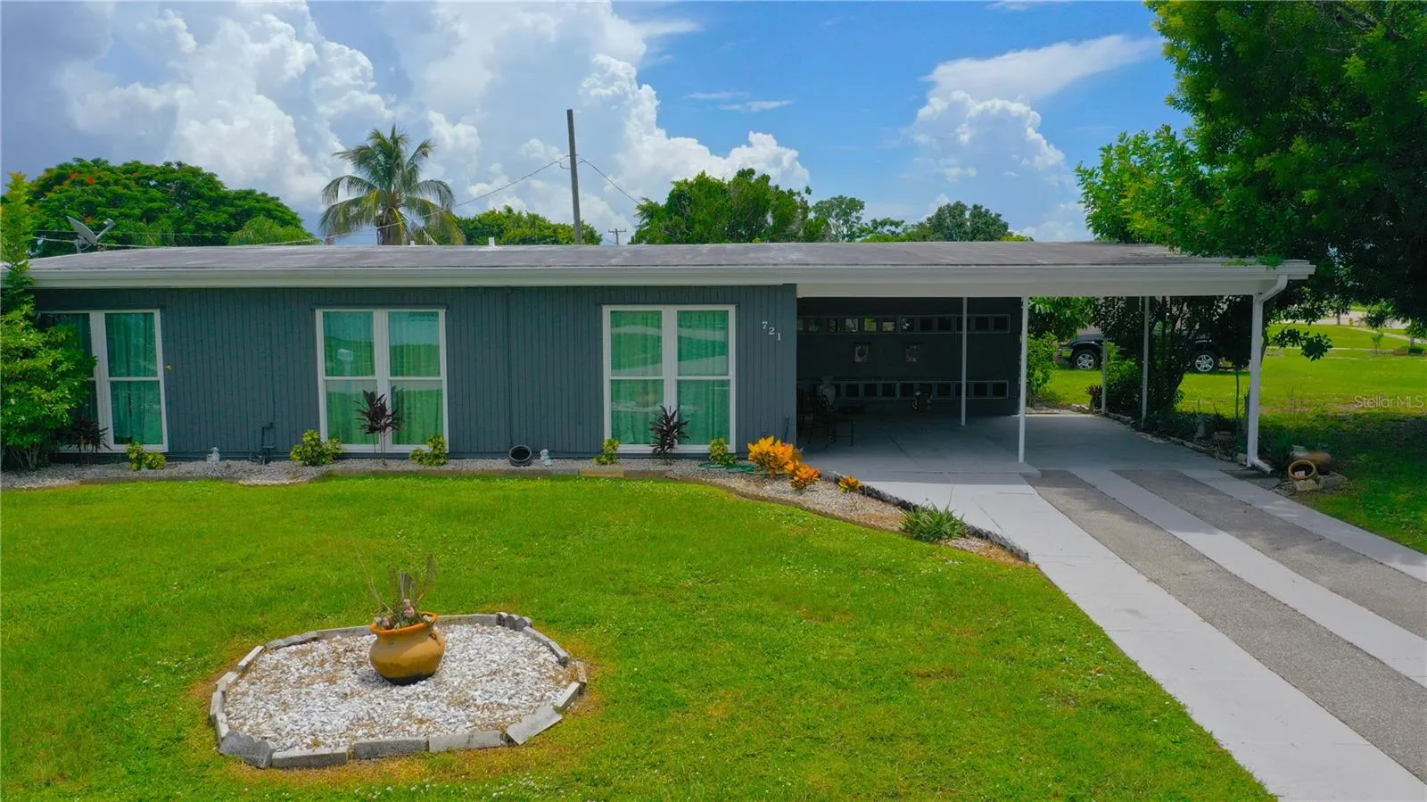 721 Sharon Circle