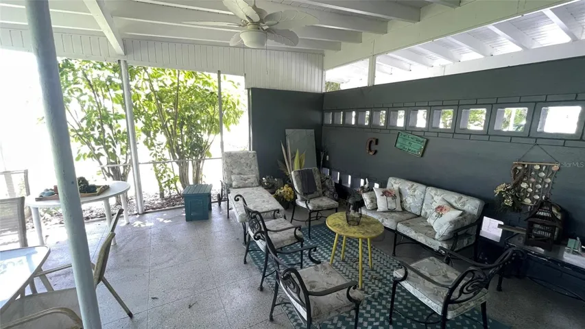 Covered &amp; Screened-in Lanai