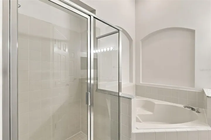 Primary Suite - Bathroom