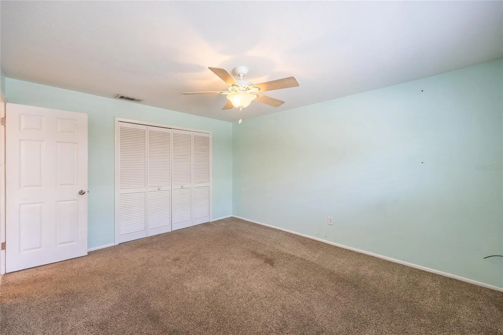 Back bedroom 1