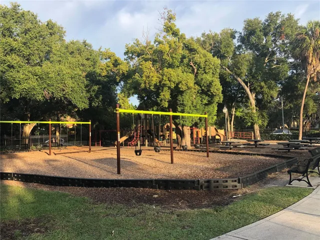 Hyde Park- Anderson Park