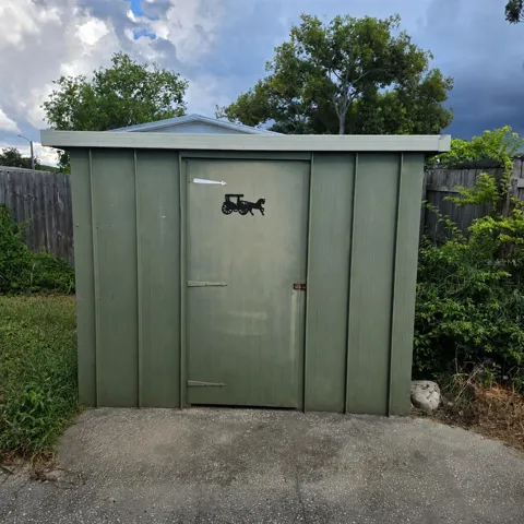 Shed