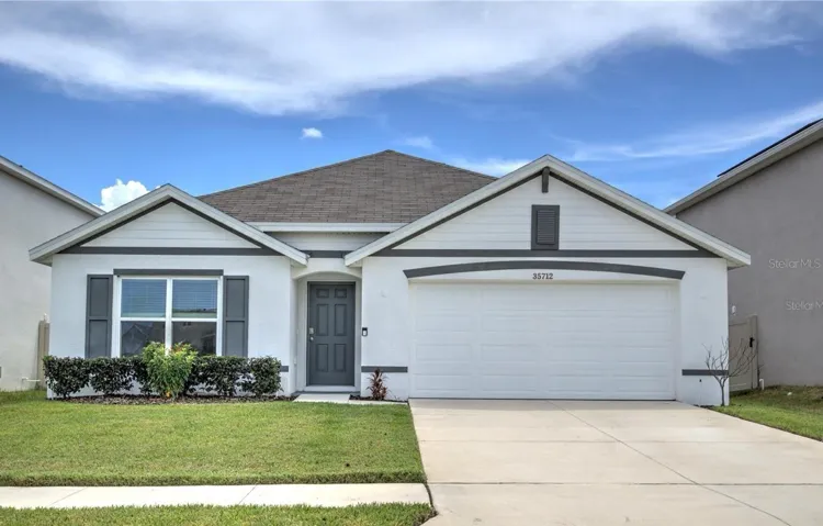 Welcome home 35712 Doveland Drive Zephyrhills FL 33541