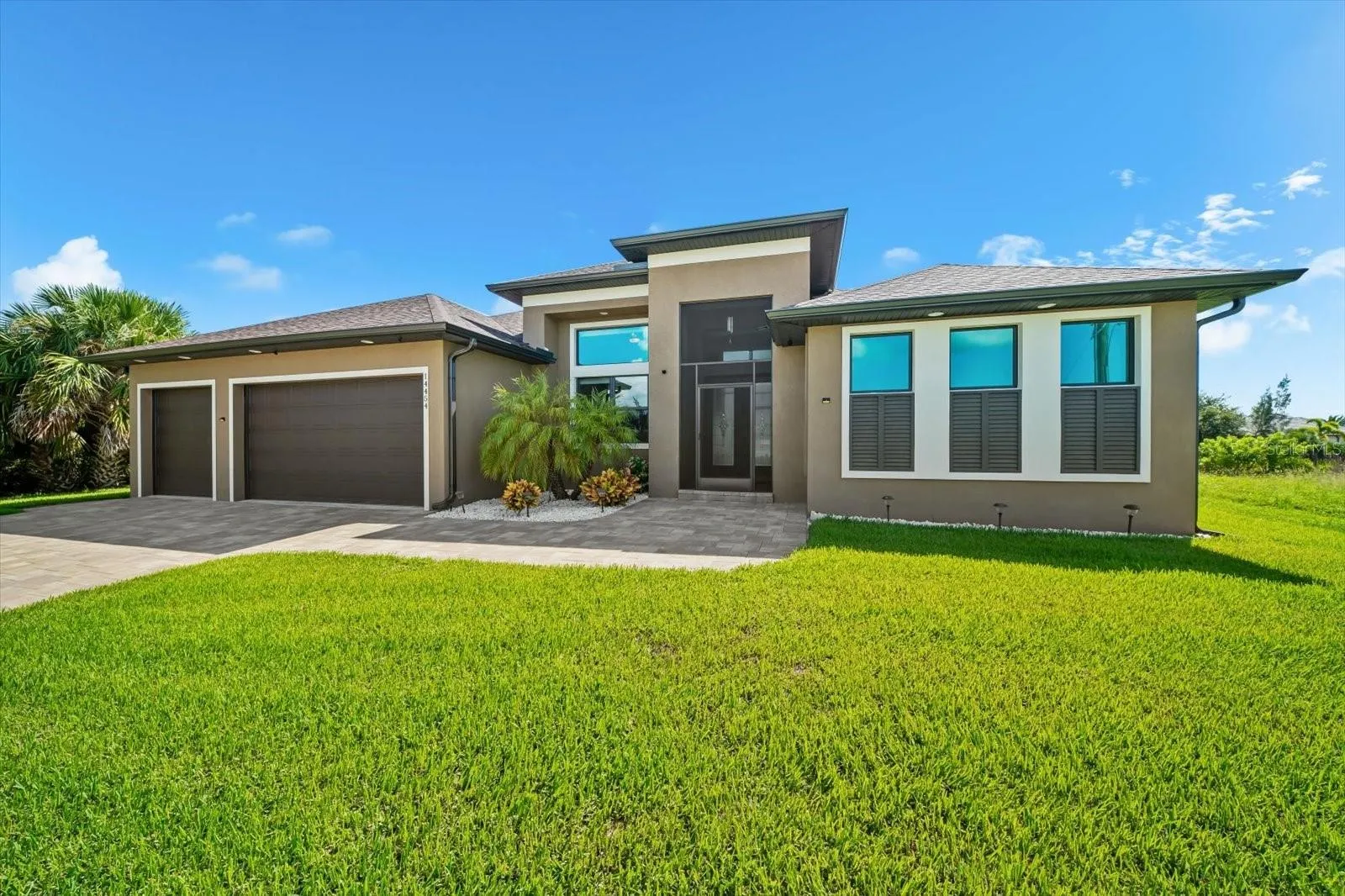 2020-Built Modern Luxury!