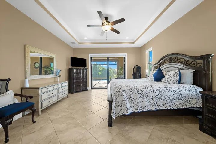 Spacious Private Retreat!