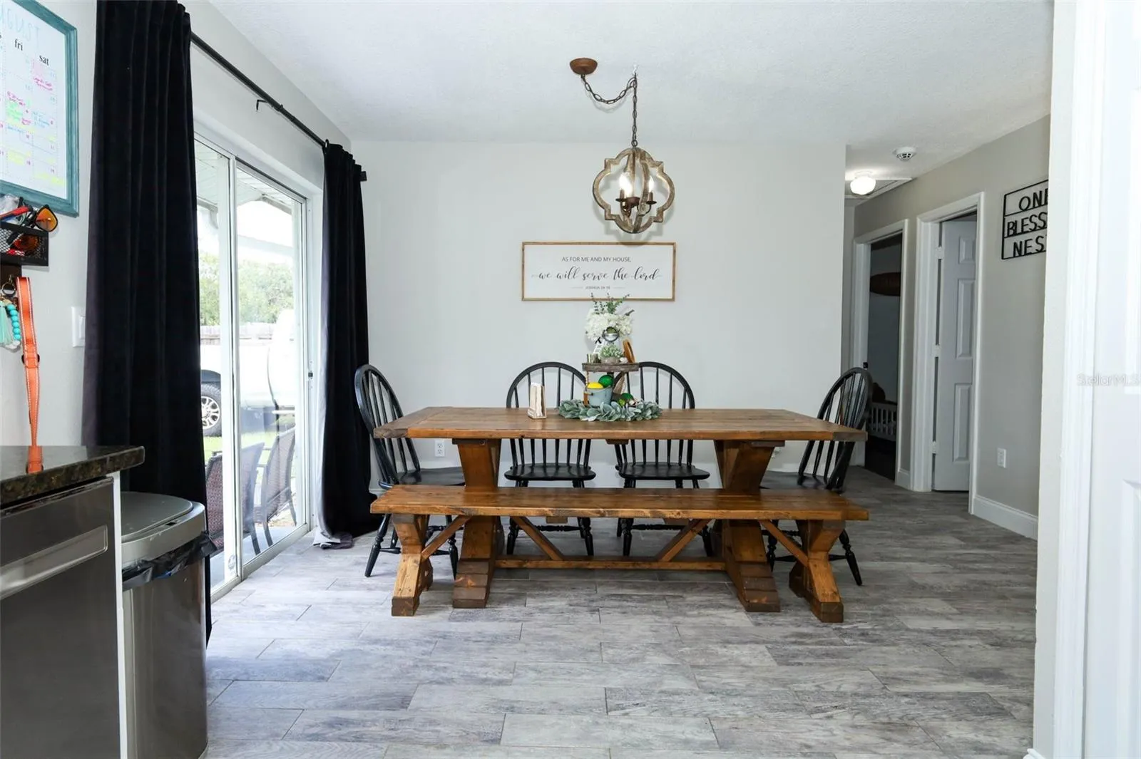 kitchen / dining room