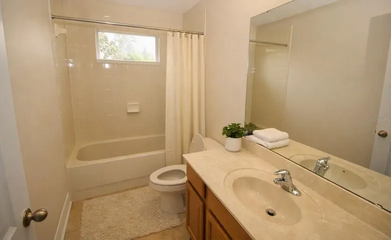 FOURTH BATHROOM