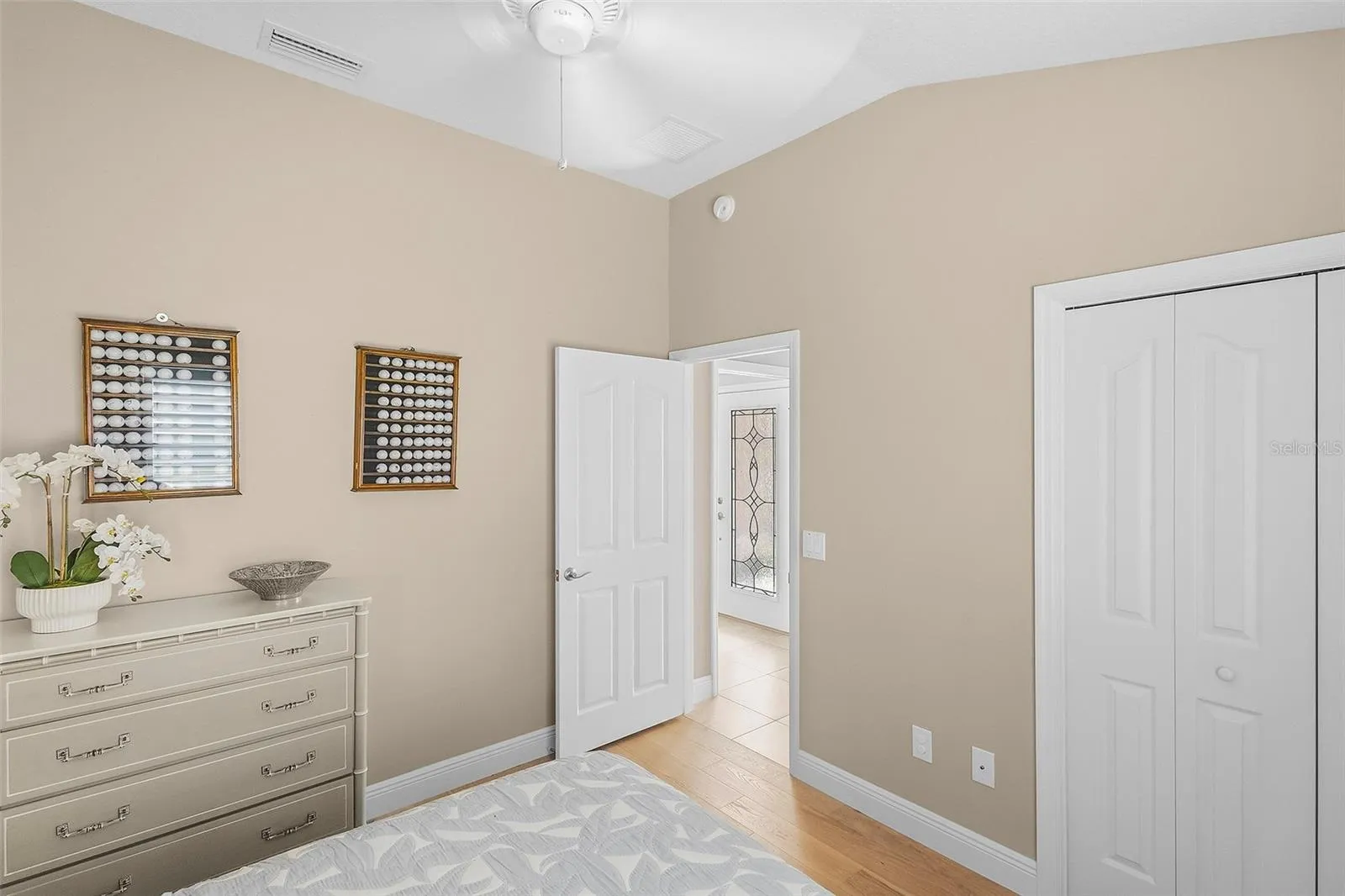 guest bedroom 3
