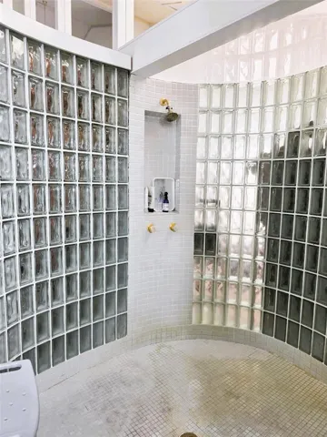 PRIMARY BEDROOM BATH