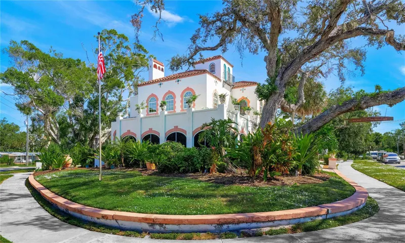 2830 Bay Shore Circle Historic "La Hacienda Del Puesta Sol"