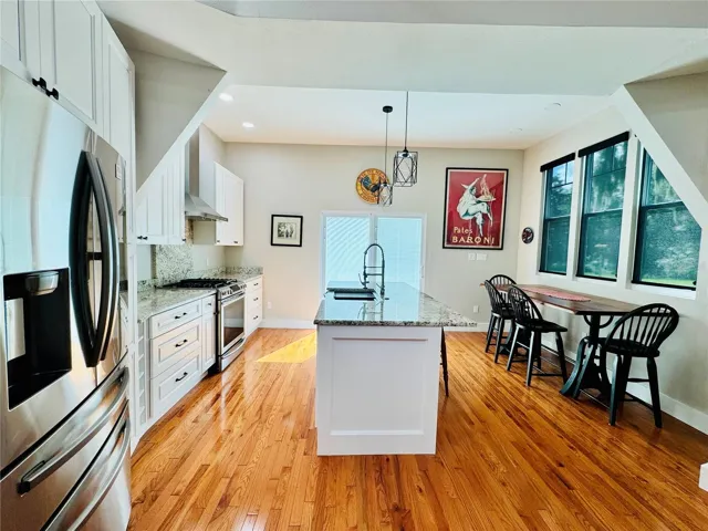 Kitchen Main