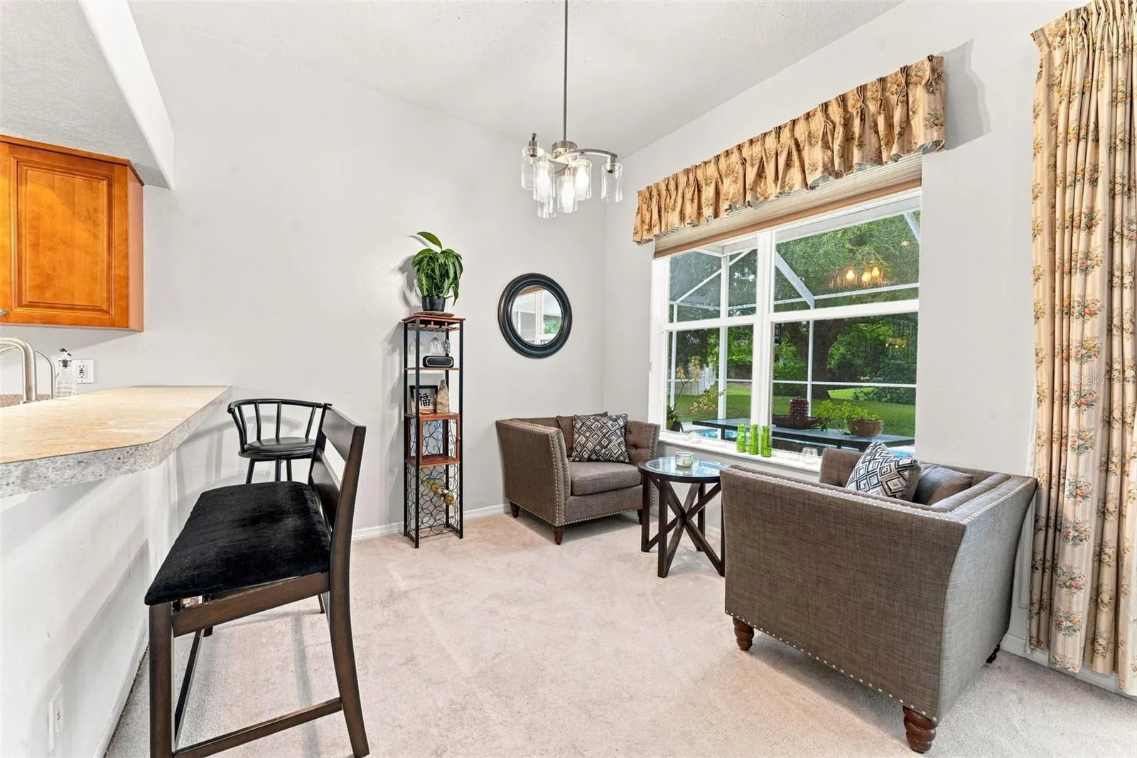 Dining area, reading nook, so many possibilites