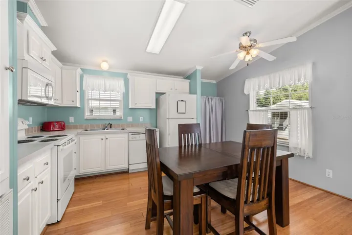 Dining space in the kitchen