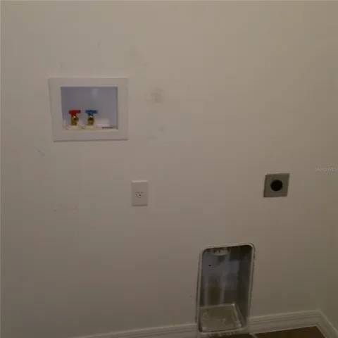 1170