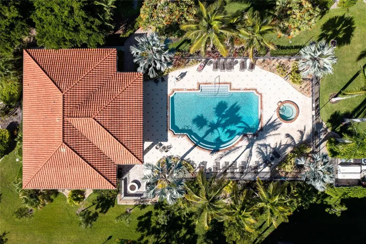 Clubhouse. Heated Pool. Hot Tub. Conversation Fire Pit. Fitness Center