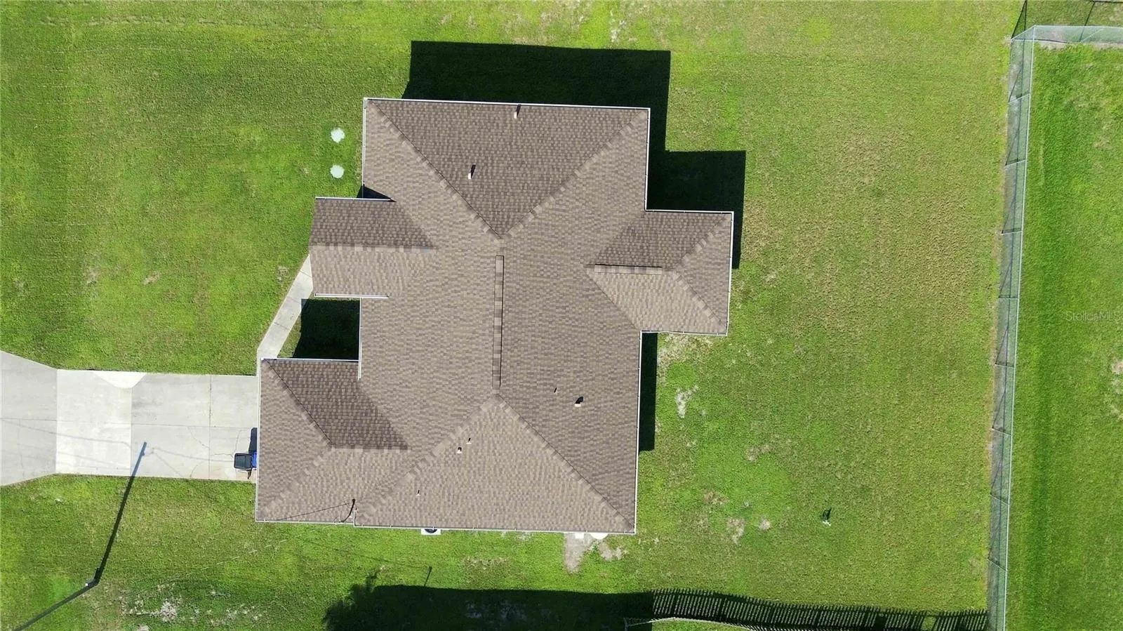 Roof in excellent shape