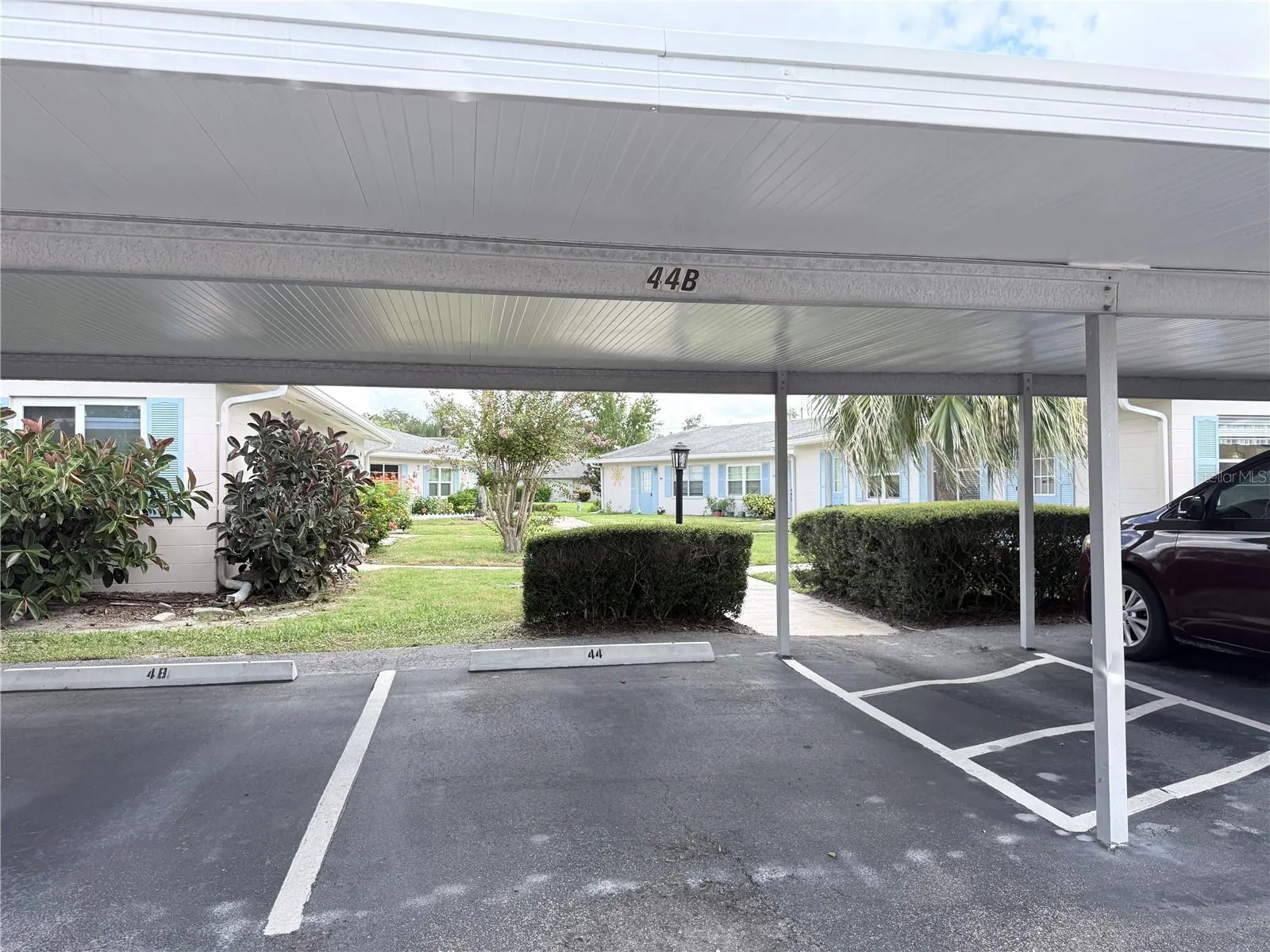 Carport 44B