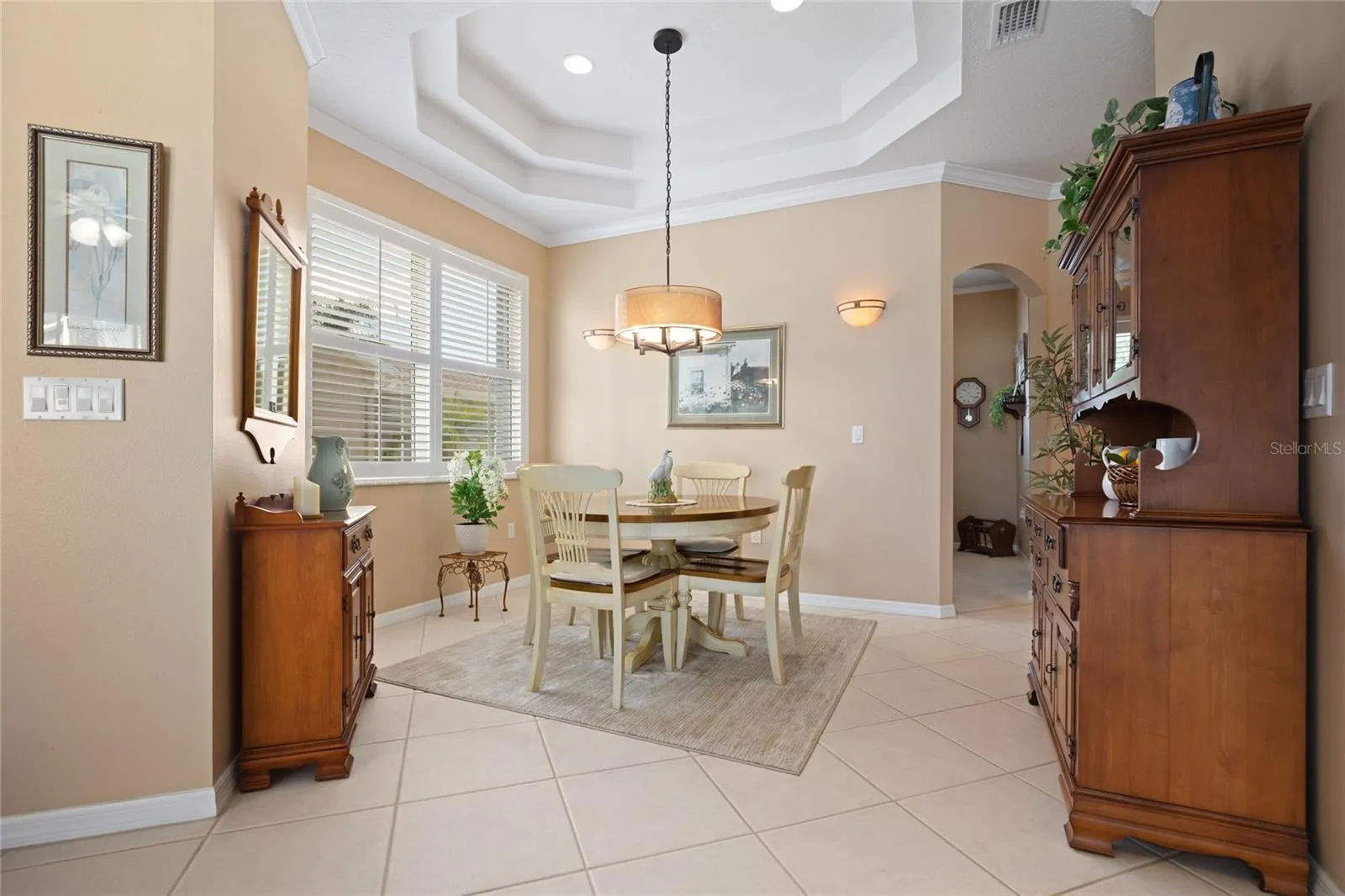 DINING ROOM WITH TREY CEILING