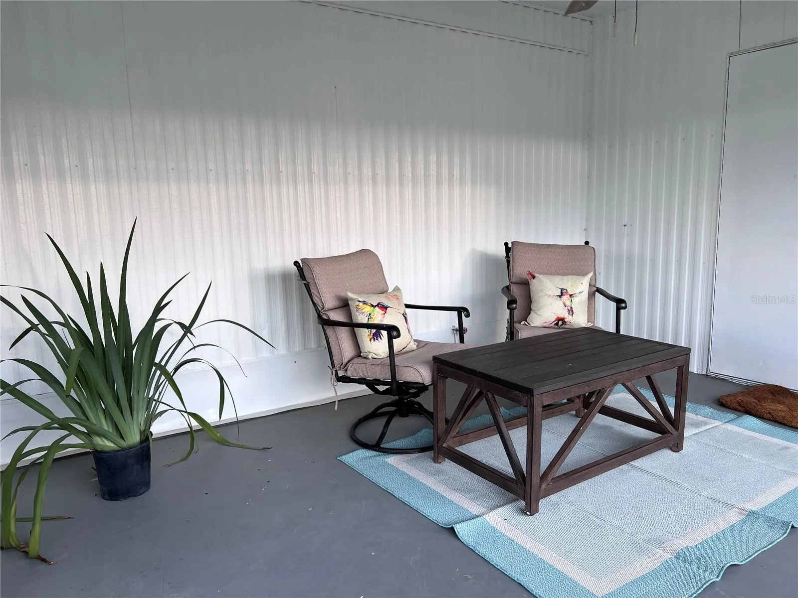 Screened Patio