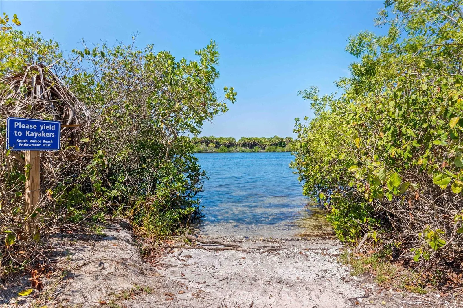 As a resident of South Venice, you have access to a boat ramp or community ferry that goes to a private beach for a nominal yearly fee. Take the Intercoastal Waterway to the Gulf!