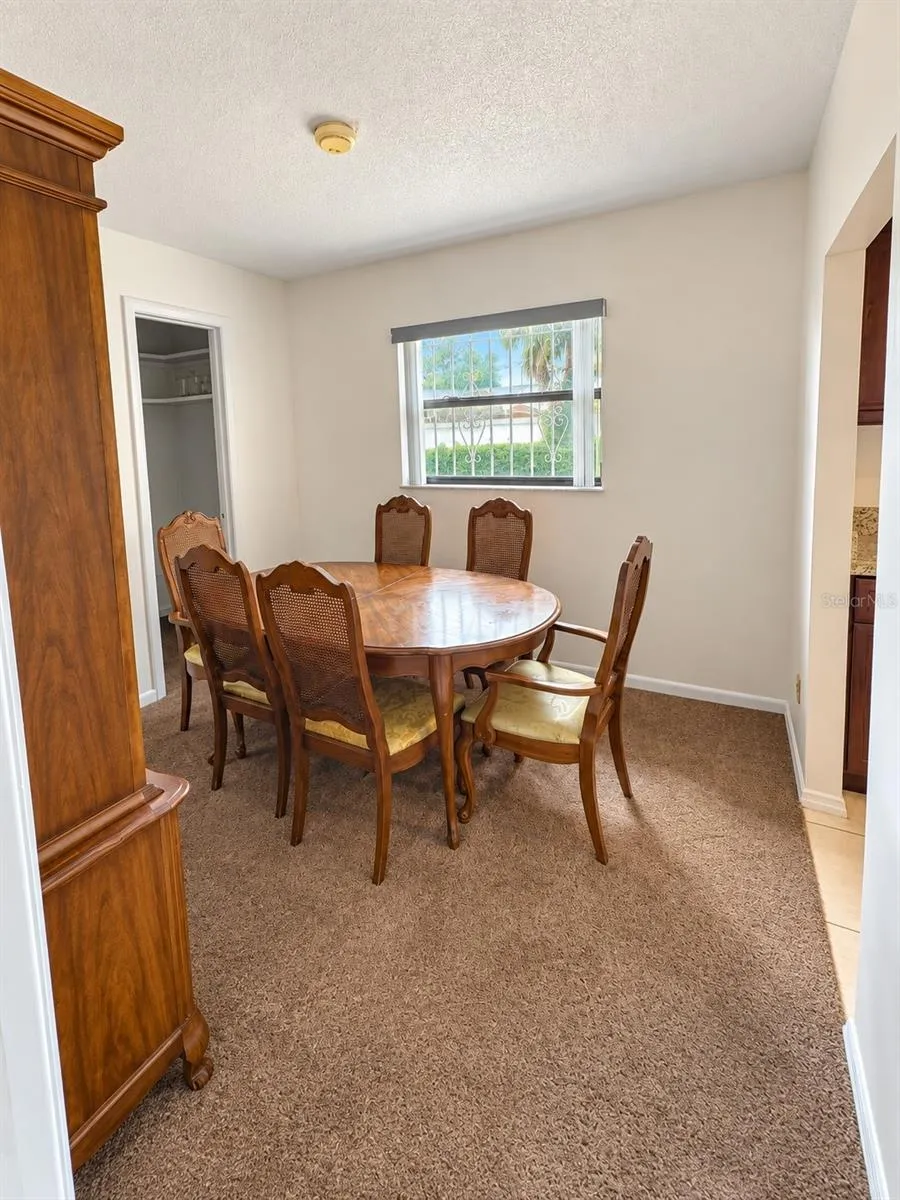 Flex Room including window and closet. Can be converted into 3rd bedroom, Office or playroom!