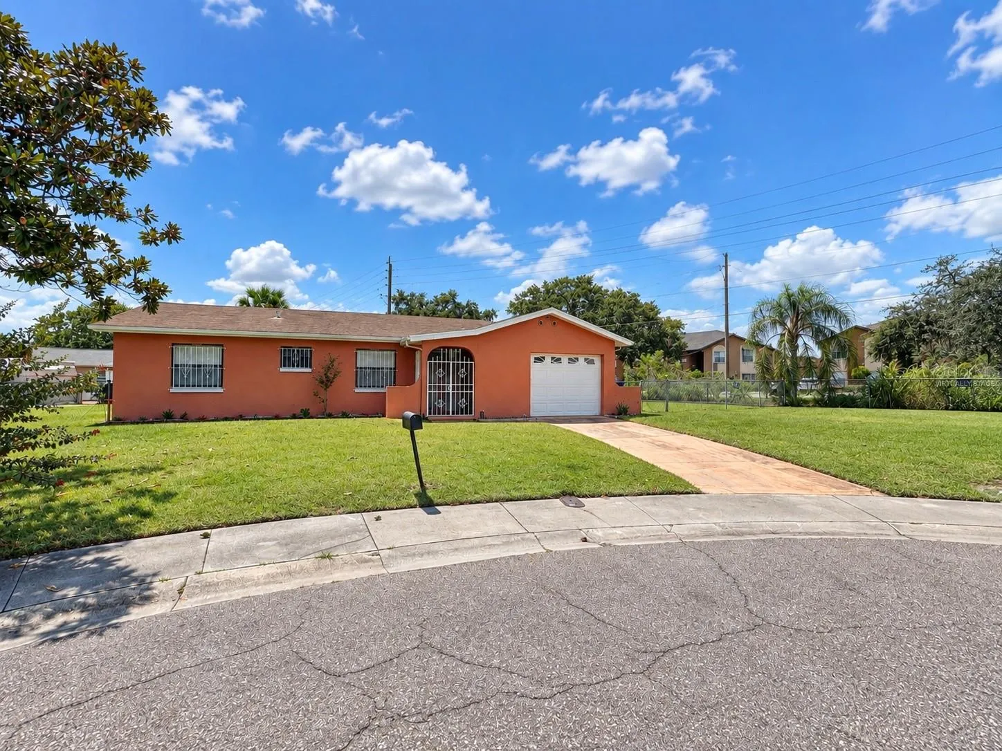 Property sits on a Cul-de-sac