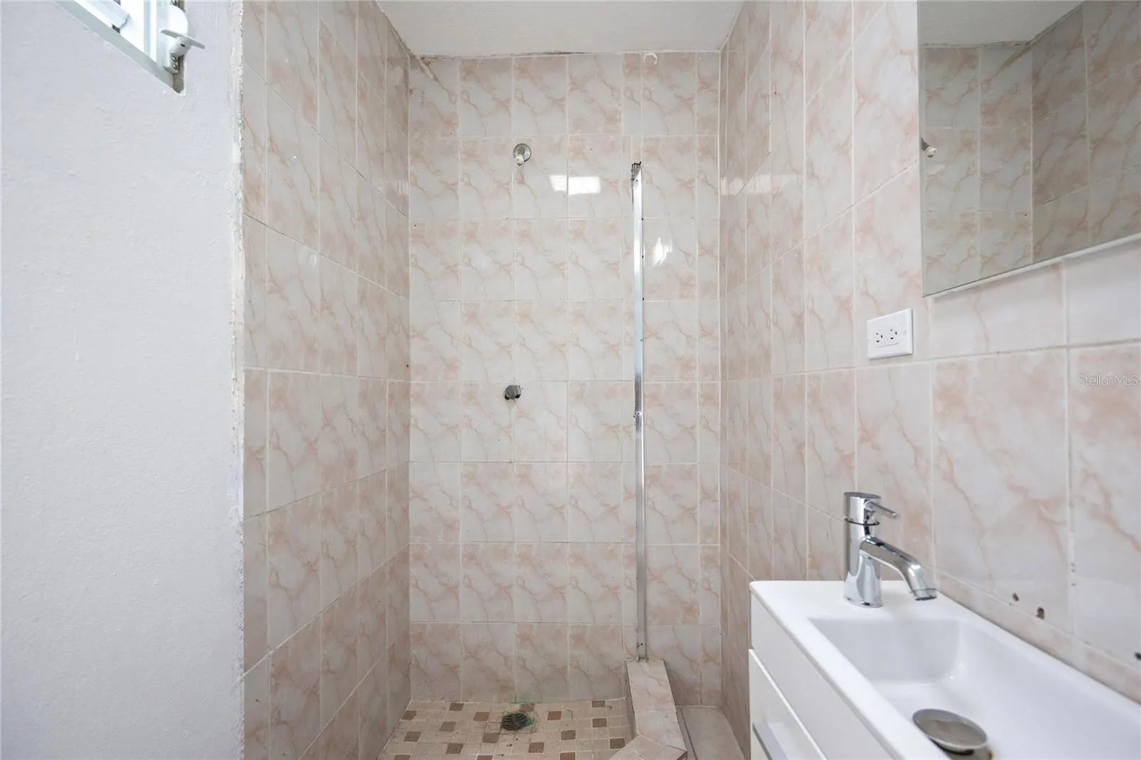 Bathroom Bathroom