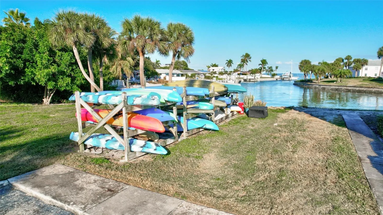 Space for Paddle Boards and Kayaks