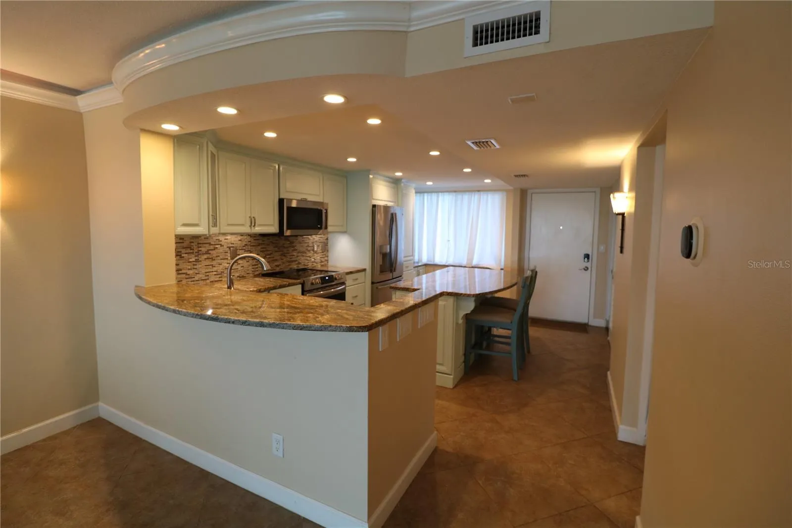 Open kitchen