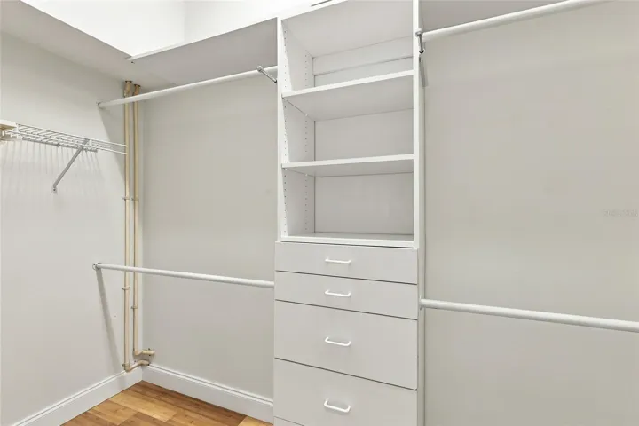 Walk in Closet