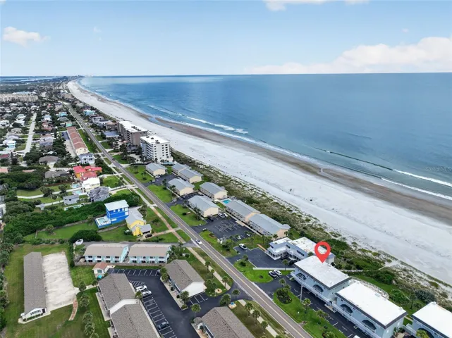 Direct beachfront!