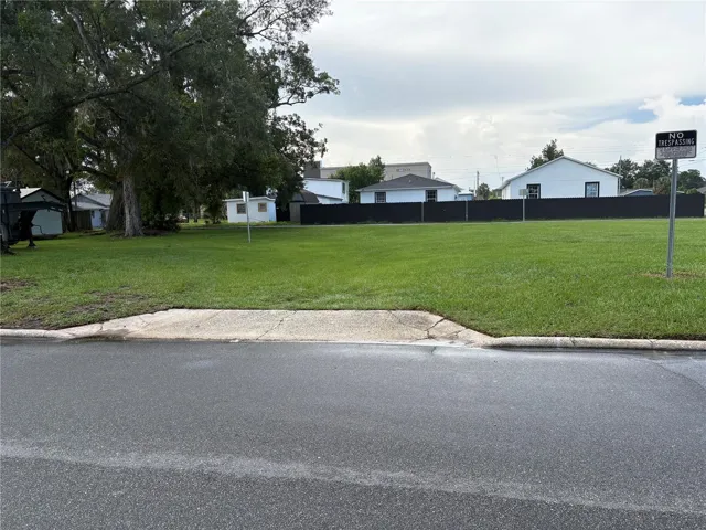 210 7TH ST W