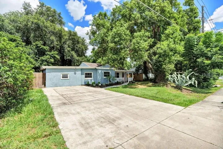 Large Driveway Space
