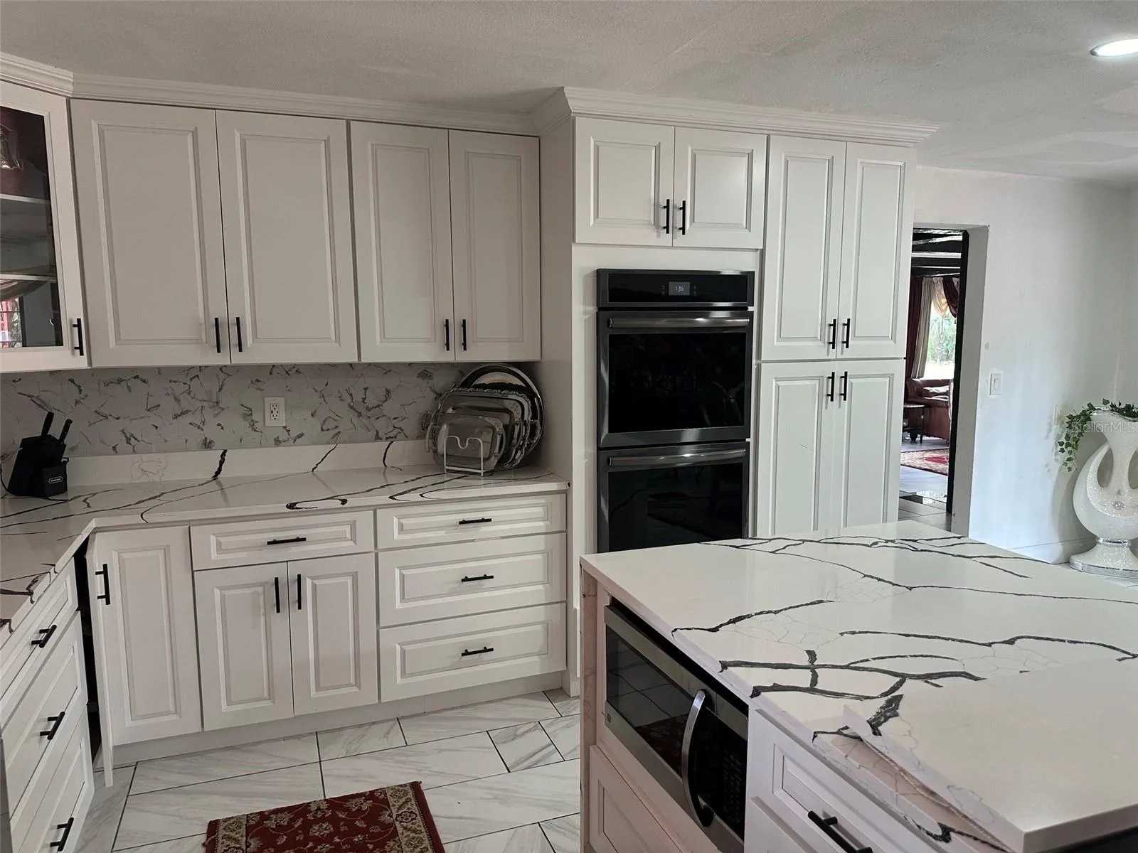 DOUBLE OVEN