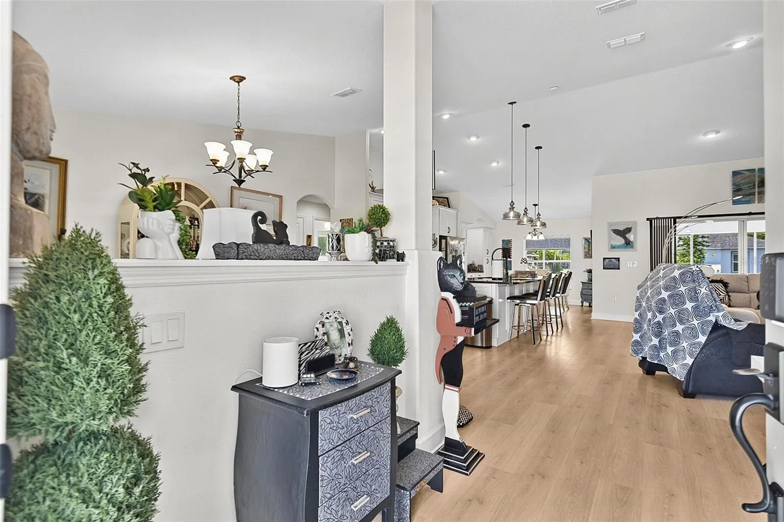 Foyer entry
