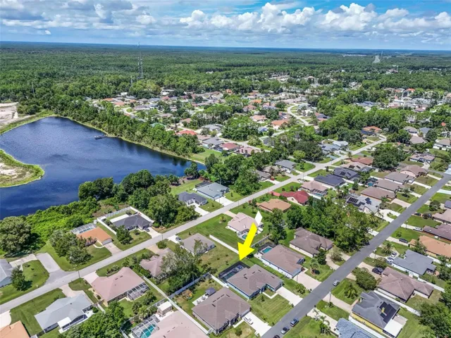 Aerial of Pine Lakes section of Wood Clift Ln