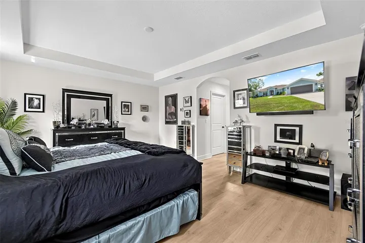 Tray ceiling and wired for ceiling fan and lighting